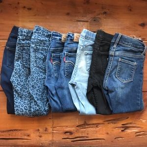 Lot of 8 pairs of Jeans